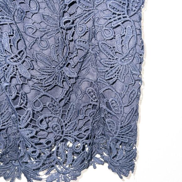 New Lulu’s Navy Blue Hidden Talent Backless Lace Dress Size XS - Picture 4 of 11